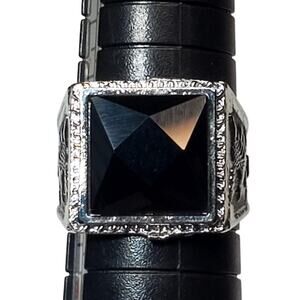 Silver Tone Ring Sz 8 Unsigned Black Square Cabochon Chunky Eagle